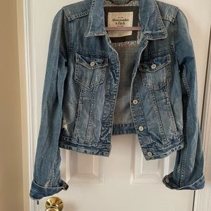 Abercrombie and Fitch denim jacket preowned size medium